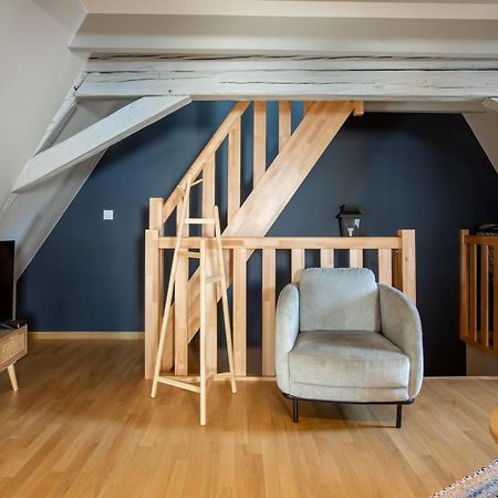 Duplex Atypique Au Coeur De Mulhouse Apartment Exterior photo