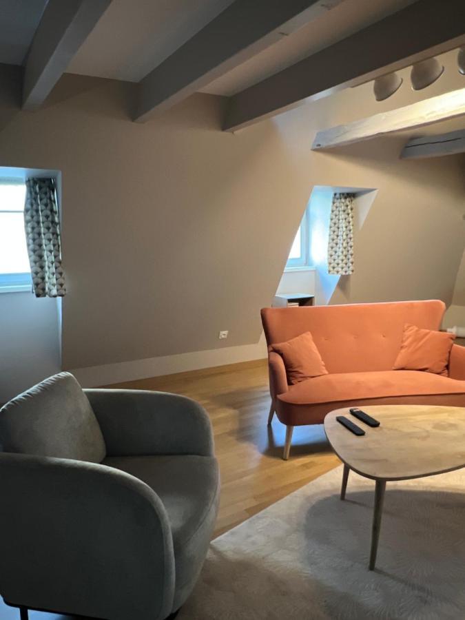 Duplex Atypique Au Coeur De Mulhouse Apartment Exterior photo