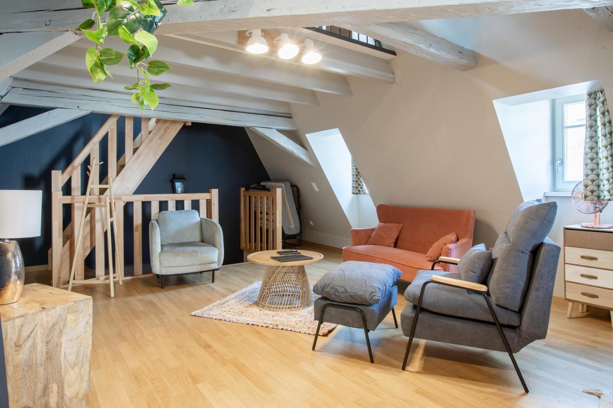 Duplex Atypique Au Coeur De Mulhouse Apartment Exterior photo