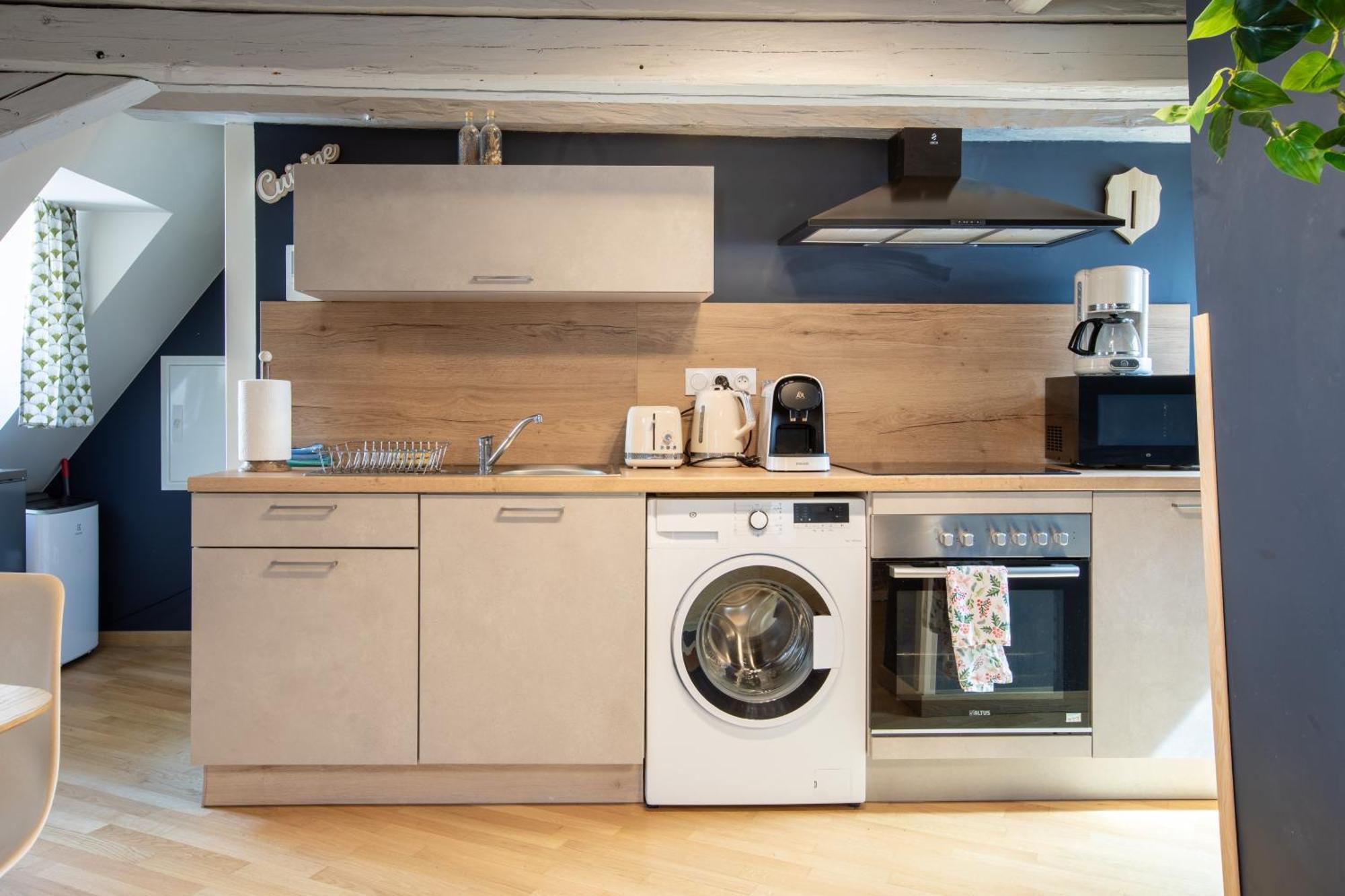 Duplex Atypique Au Coeur De Mulhouse Apartment Exterior photo